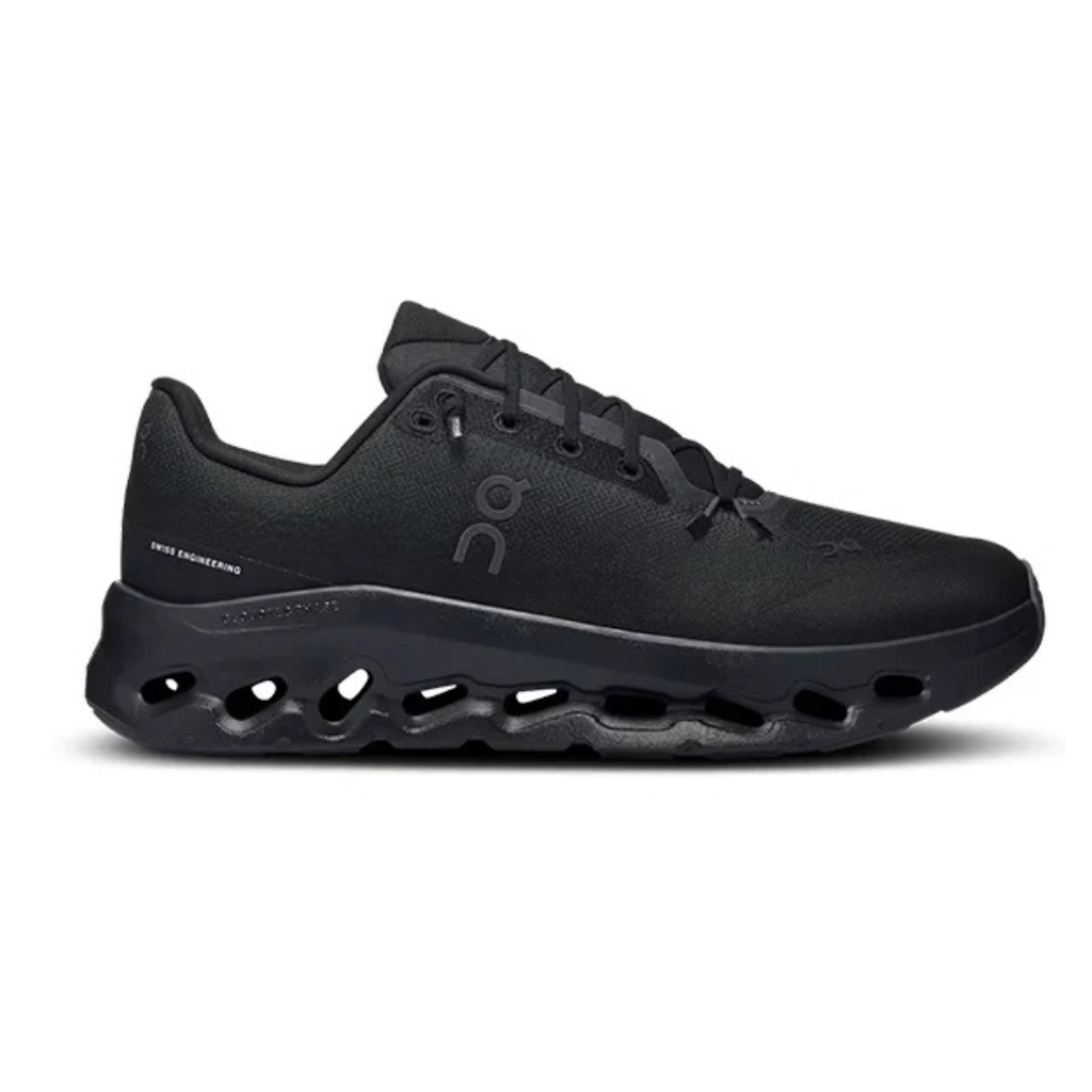 On Cloudtilt "Eclipse Black"